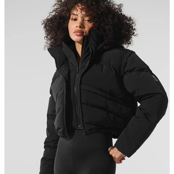 ALO Yoga Black Puffer Jacket - Picture 3 of 4